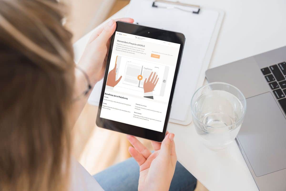 Un proyecto digital para aprender sobre transición energética en el aula proyecto eWORLD Fundación Repsol