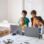 Peligros de la educación online para la privacidad de los alumnos menores