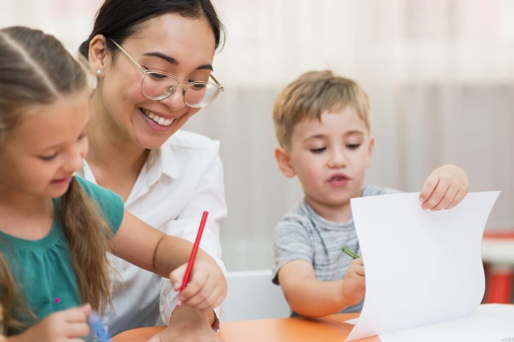 Como Aprenden Los Niños Menores A 11 Años Segun Montessori