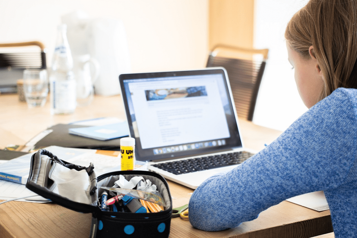 Así se emplea el método TPR para el aprendizaje online de inglés novakid