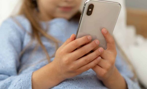 Niños Con Acceso A Internet, Y Con Acceso A La Pornografía