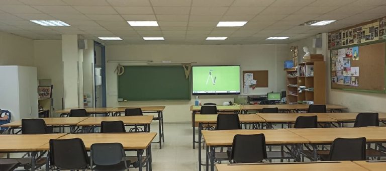MONITORES
