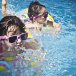 juegos piscina psicomotricidad