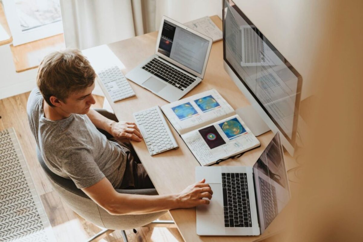 ‘Aula Virtual’, un servicio para adaptar la formación presencial al entorno online Aula Virtual