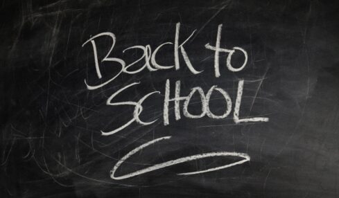 Vuelta Al Colegio