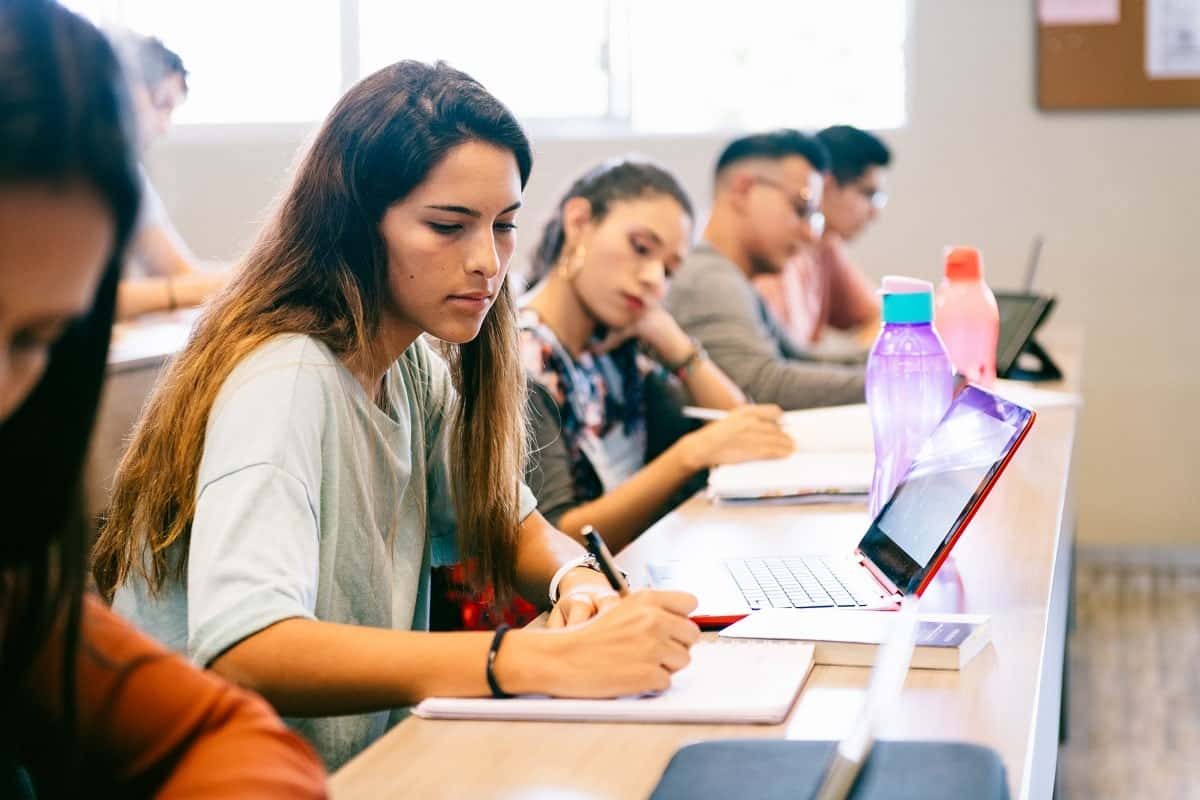 Cómo la inversión en digitalización ha cambiado la universidad española digitalización universidad