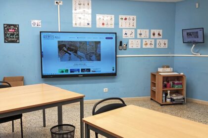 inglés interactivo con monitores