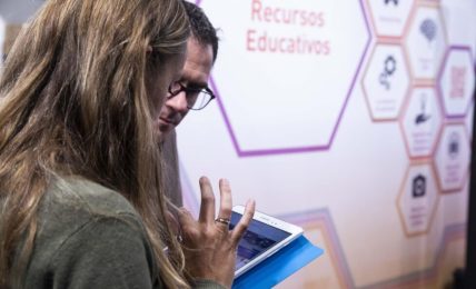 SIMO EDUCACIÓN LIVECONNECT
