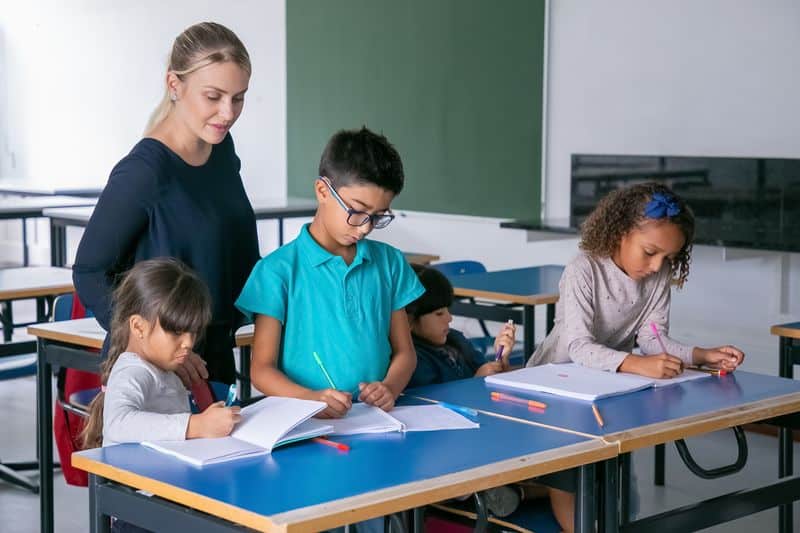 docente aprendizaje cooperativo y colaborativo