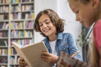 Libros para desmitificar lo escatológico con humor