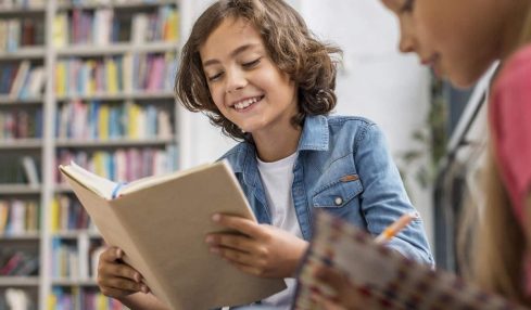 Libros para desmitificar lo escatológico con humor