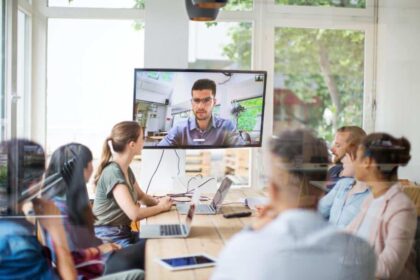 SIMO EDUCACIÓN LIVECONNECT