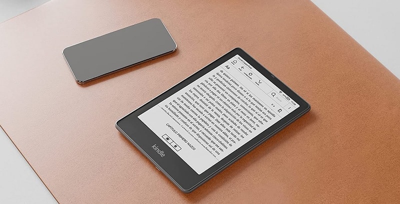 Kindle vs Kindle Paperwhite: ¿cuál es mejor y en qué se