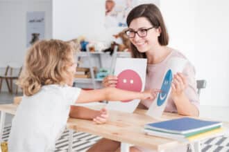 Cursos de educación emocional para docentes