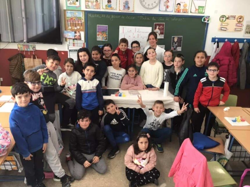 Las científicas entran en el aula