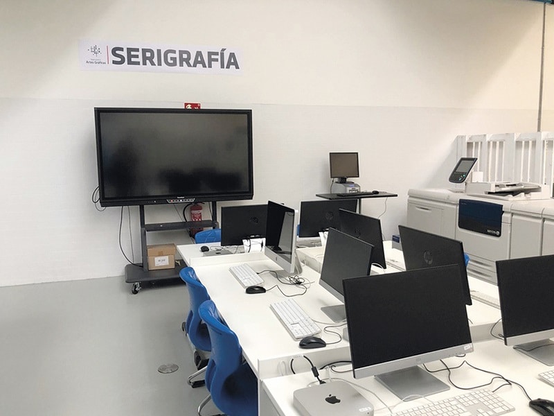Paneles interactivos Salesianos Pamplona 