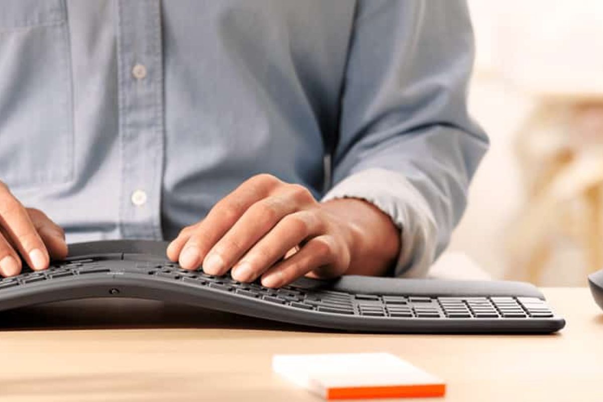 Probamos Logitech ERGO K860 y MX Vertical, un ratón y un teclado centrados en la ergonomía Logitech ERGO K860 y MX Vertical