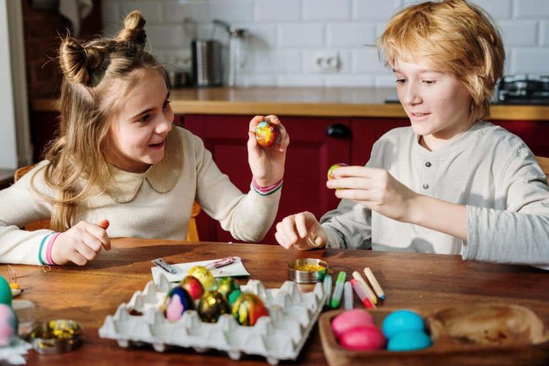 Manualidades con huevos de Pascua
