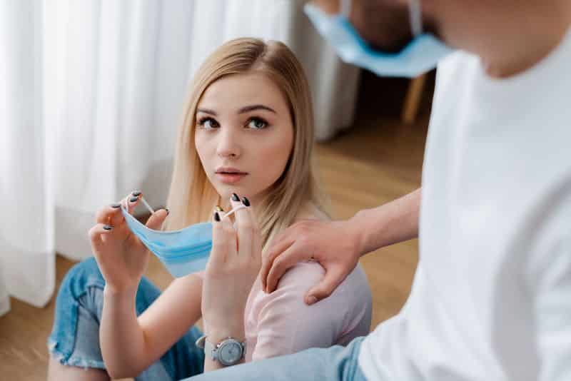 Sindrome de la cara vacía mascarillas 