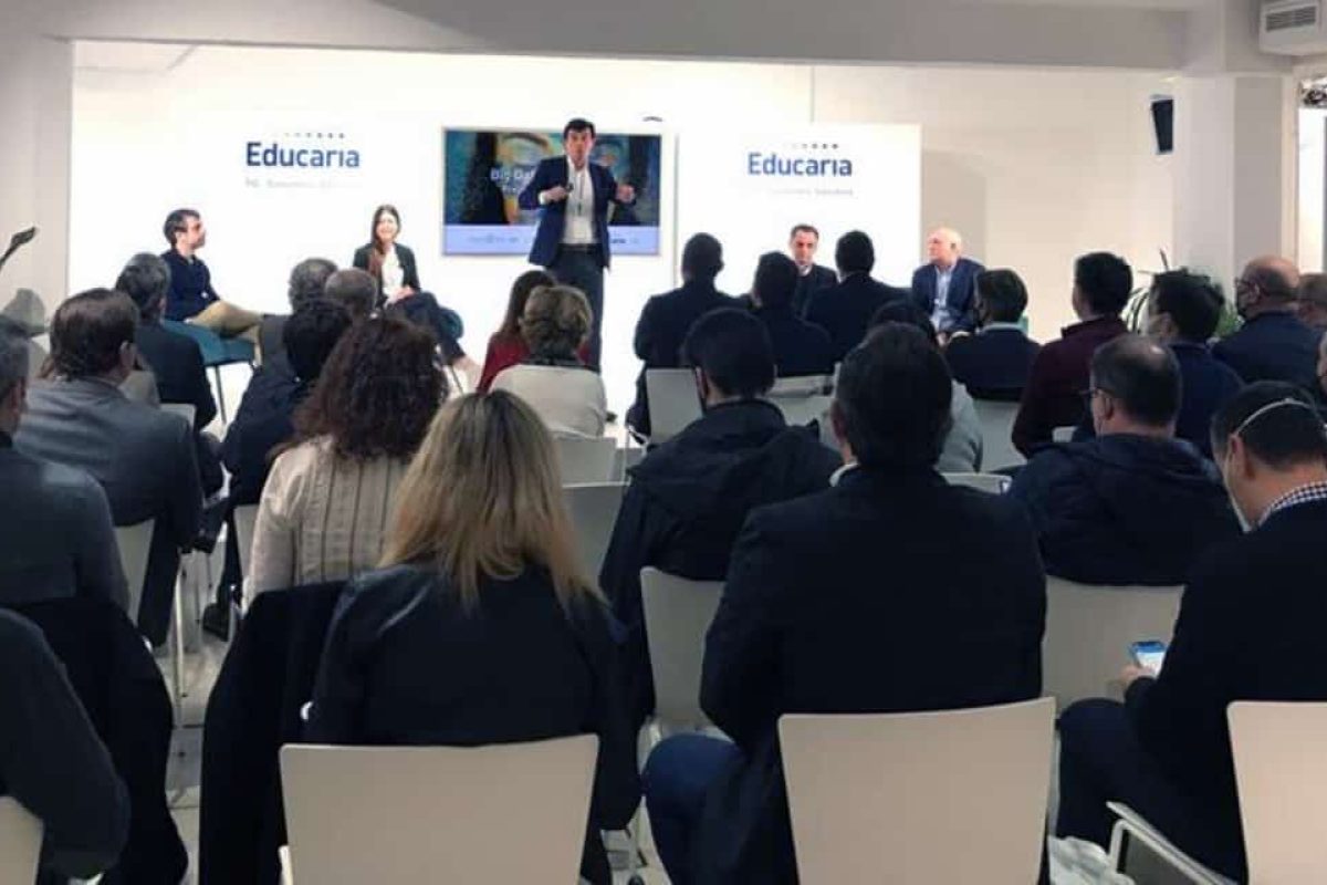 “Gracias al Big Data y la IA los docentes estarán mejor valorados en el futuro” portada motores del cambio