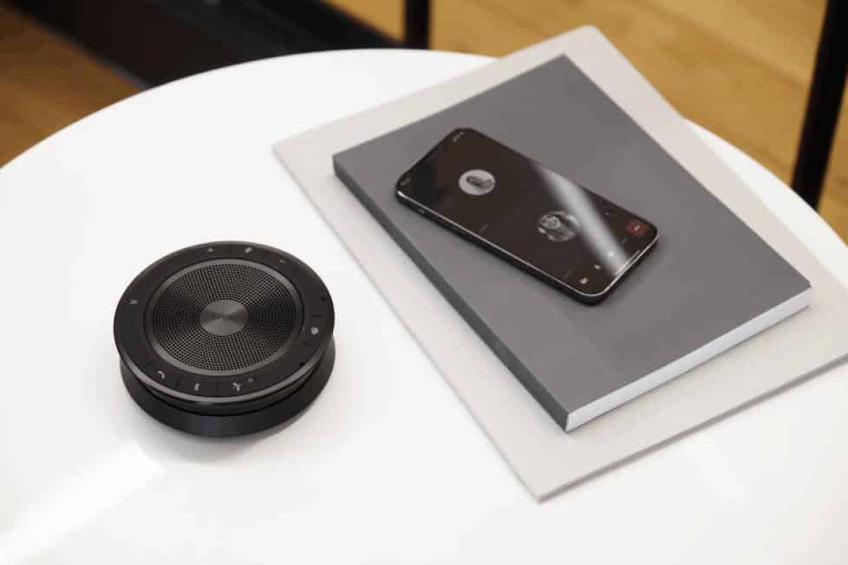 Probamos el EPOS EXPAND 40: un práctico altavoz mini para reuniones virtuales EPOS EXPAND 40