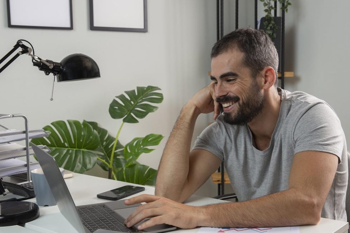 ¿Vas a teletrabajar este verano? Necesitas estos gadgets gadgets para teletrabajar en verano
