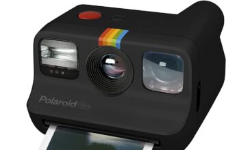 polaroid go black