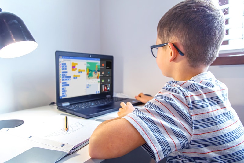 bMakerAcademy online