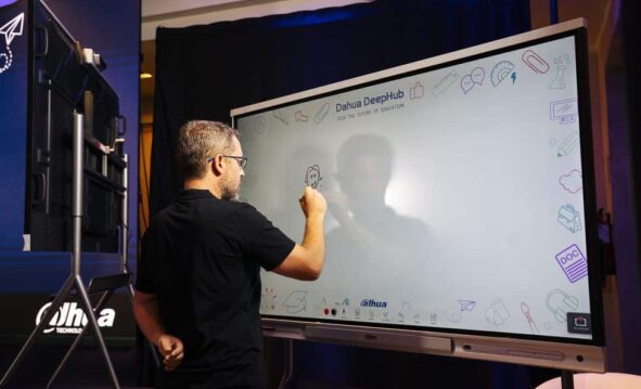 Deephub Smart Interactive Whiteboard