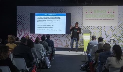 SIMO EDUCACIÓN