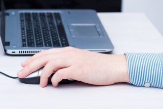 Teclados y ratones para zurdos