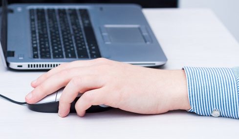 Teclados y ratones para zurdos