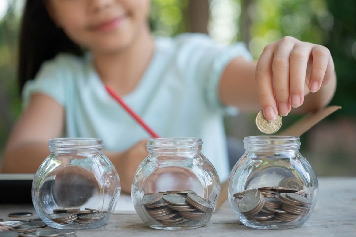 Un juego interactivo gratuito que enseña educación financiera en Primaria La Loca Aventura del Ahorro’