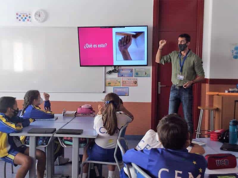lengua de signos en el aula 