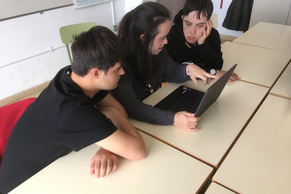 Acer, L3Tcraft Educación: Un Proyecto Para Reducir La Brecha Digital En La Educación Especial