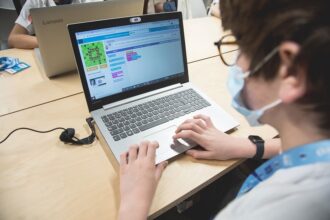 Curso gratuito para apender programación y pensamiento computacional de Code.org