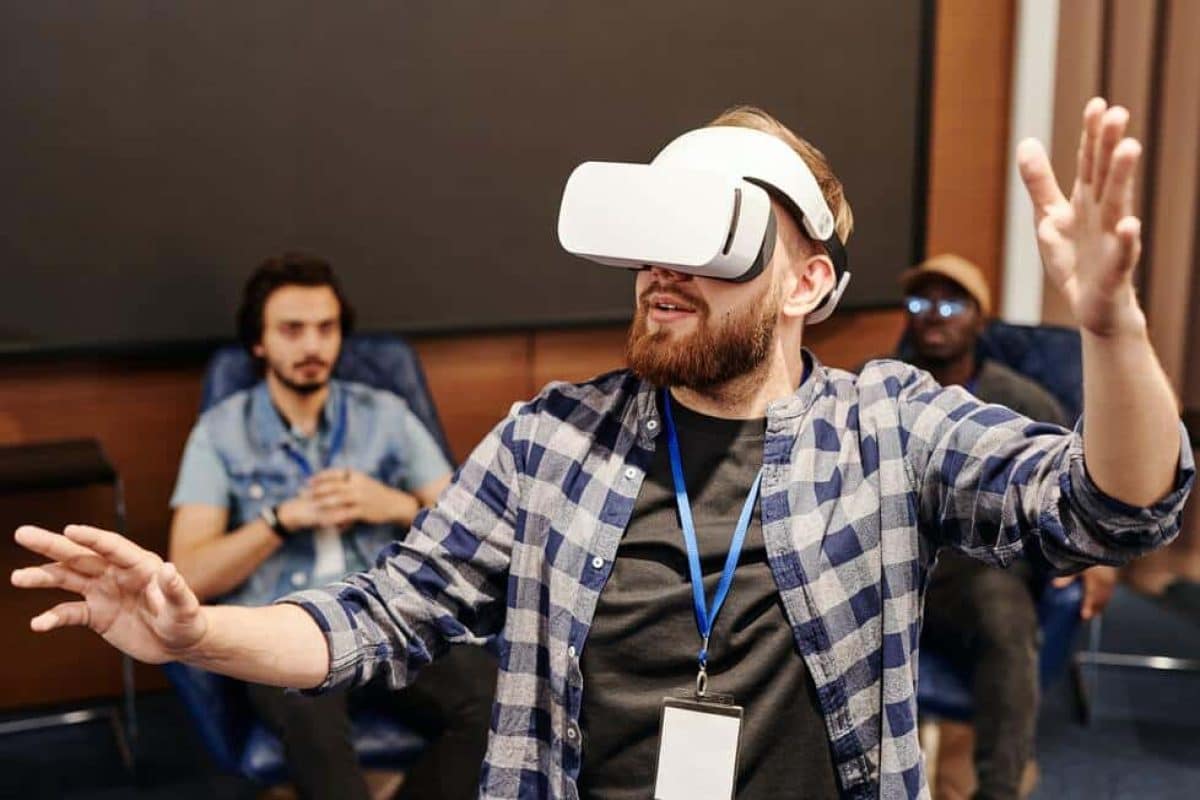 ¿Puede el metaverso ser una herramienta de futuro para la educación? ¡Queremos saber tu opinión! Metaverso