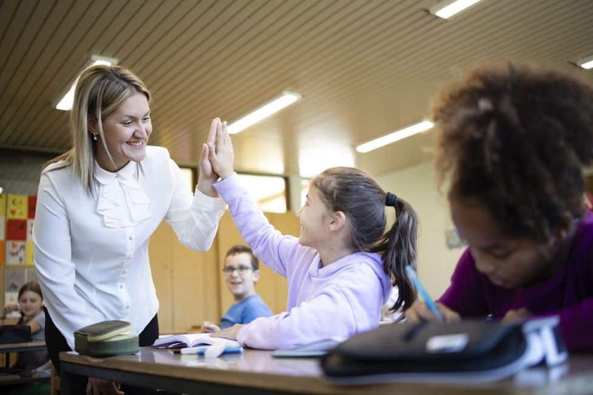 ¿Conoces los partes positivos? Descubre esta y otras iniciativas para motivar a los estudiantes en clase Partes positivos