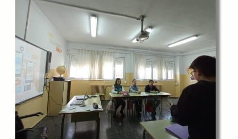 Experiencia debate en clave de roles