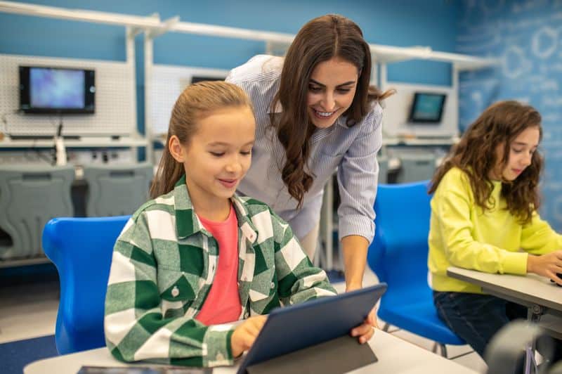 negacionismo digital educación