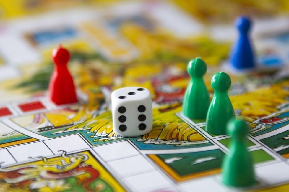 Juegos de mesa de estrategia: desarrollo de habilidades y diversión en equipo juegos de mesa estrategia