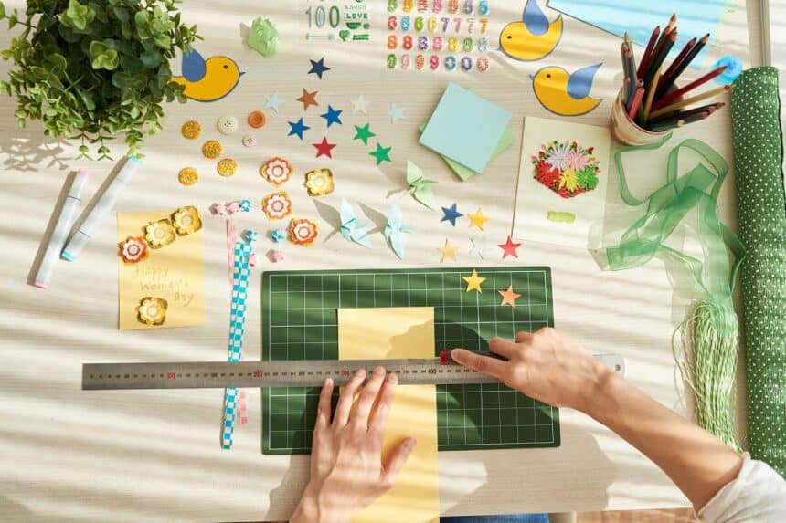 Crea tus propios juegos de mesa con materiales fáciles de conseguir y económicos