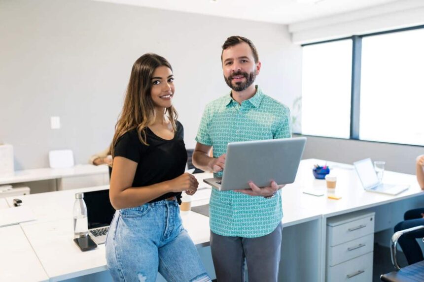 Un 36% de docentes y profesionales universitarios utiliza IA generativa