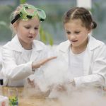 ideas para hacer una cascada de humo