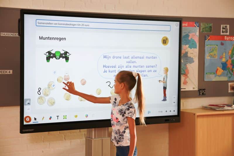 monitores interactivos Traulux y Clevertouch