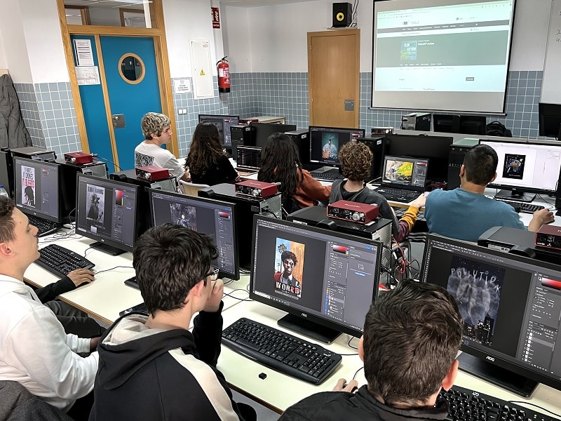 IES Veles e Vents Spain V3