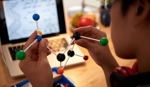 Laboratorios remotos y virtuales