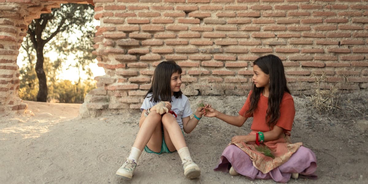 La niña de la cabra