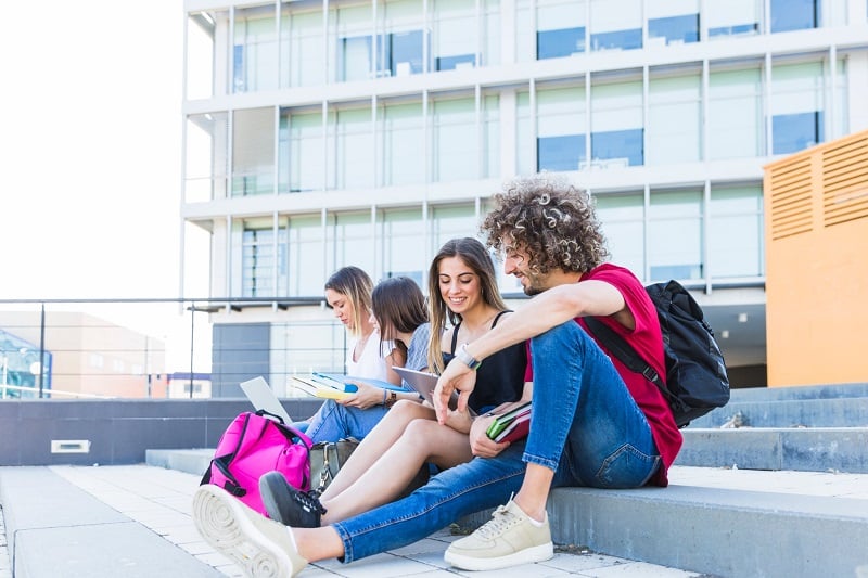 utamed estudiar en universidad a distancia