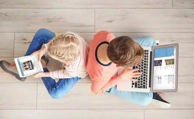 Crear novelas con autores profesionales para desarrollar la competencia lingüistica Fiction Express